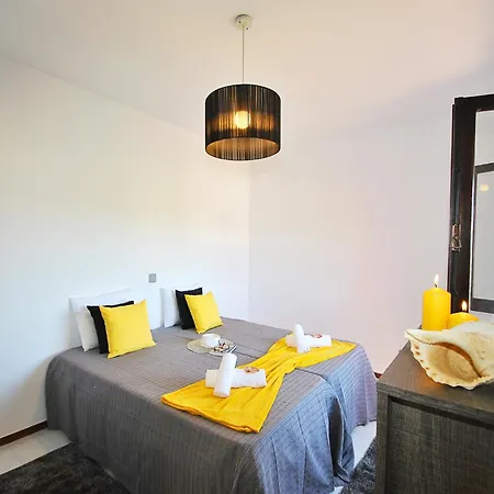 Villa In Olhos D Agua With Private Pool *