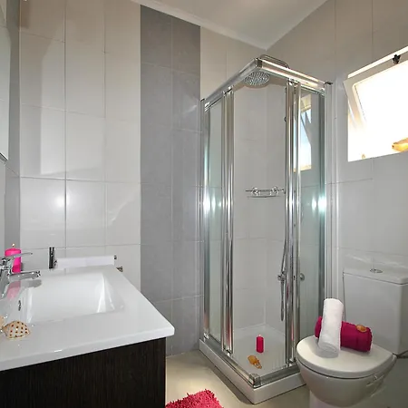 וילה Villa In Olhos D Agua With Private Pool בולקיאמה