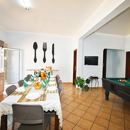 Villa In Olhos D Agua With Private Pool