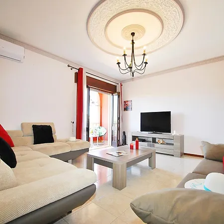 Villa In Olhos D Agua With Private Pool