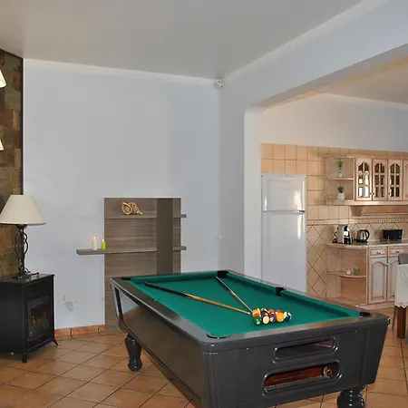 Villa In Olhos D Agua With Private Pool * בולקיאמה