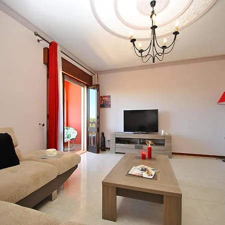 Villa With Private Pool *